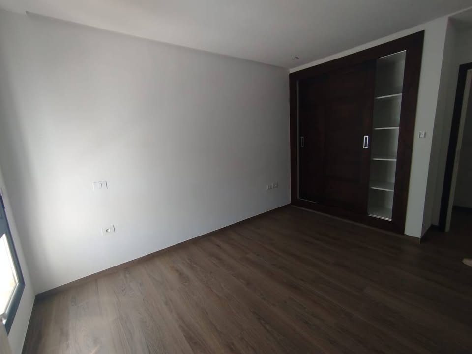 Mnihla Cite Ennasr Location Appart. 2 pices Appartement haut standing  ennaser 2