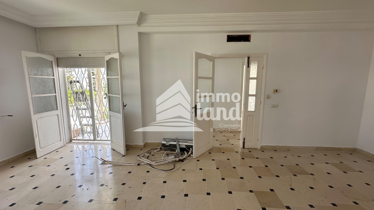 La Marsa Cite El Moez Location Appart. 3 pices Etage s2  la marsa