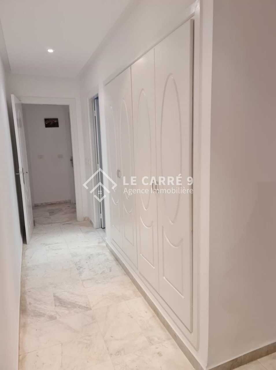 La Marsa El Aouina Location vacances Appart. 3 pices Un s3 meubl  cit les palmerais