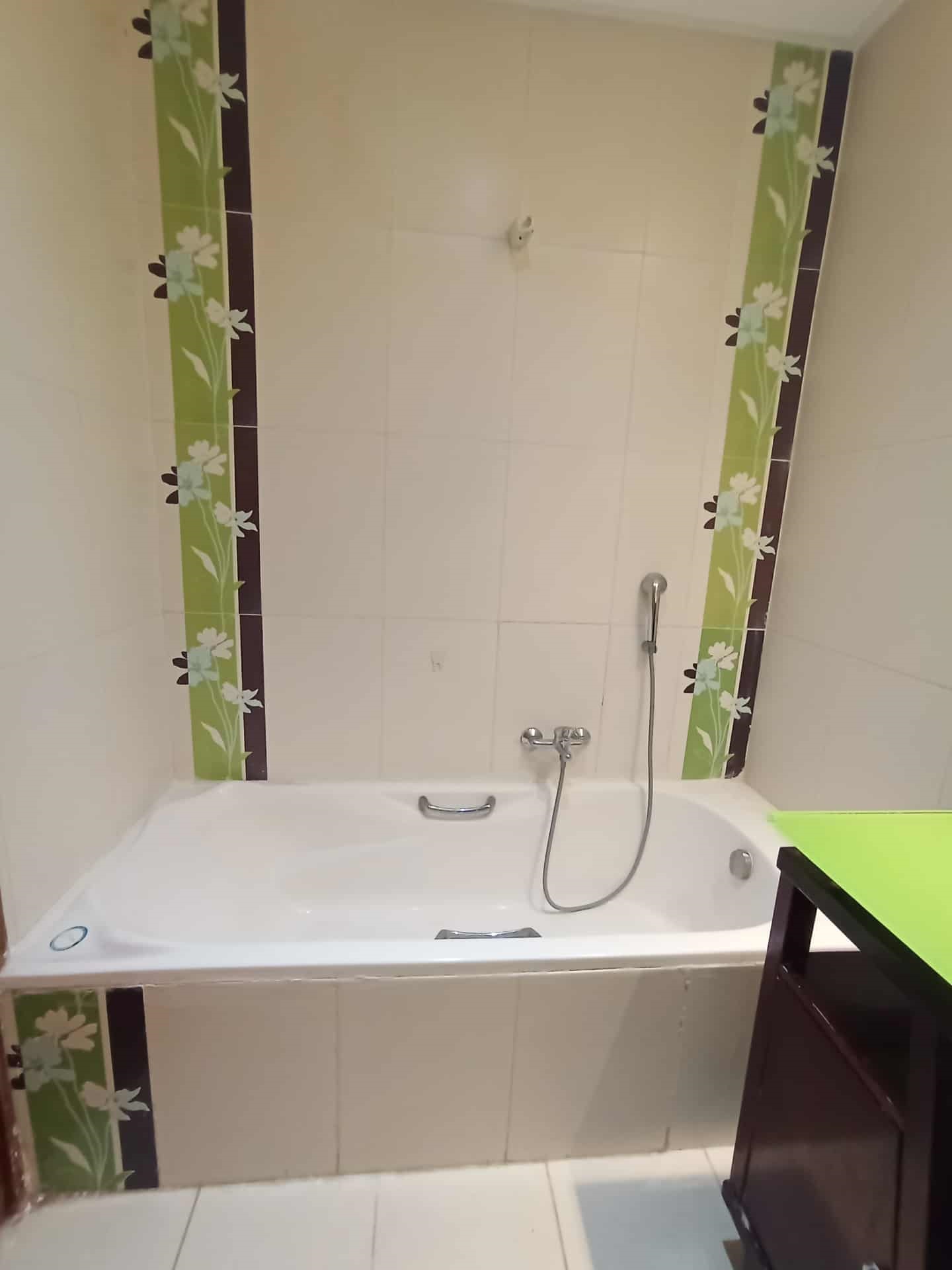 La Marsa El Aouina Location Appart. 2 pices Apprt splus 1   lwahat