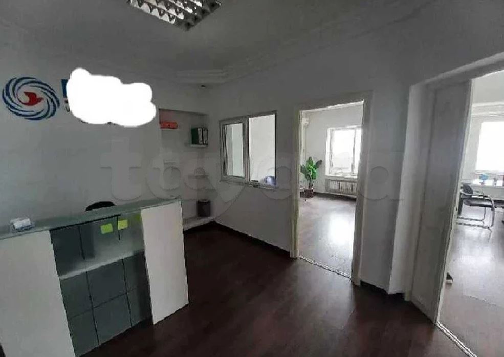 La Marsa Berge Du Lac Bureaux & Commerces Bureau Bureau h plus 2 au lac 1