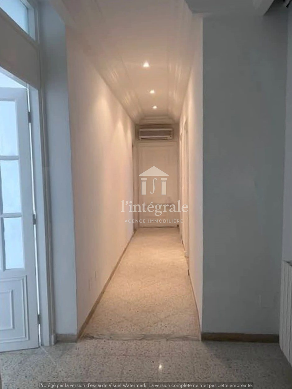 Ariana Ville Riadh Landlous Location Appart. 3 pices Spacieux s2 retap