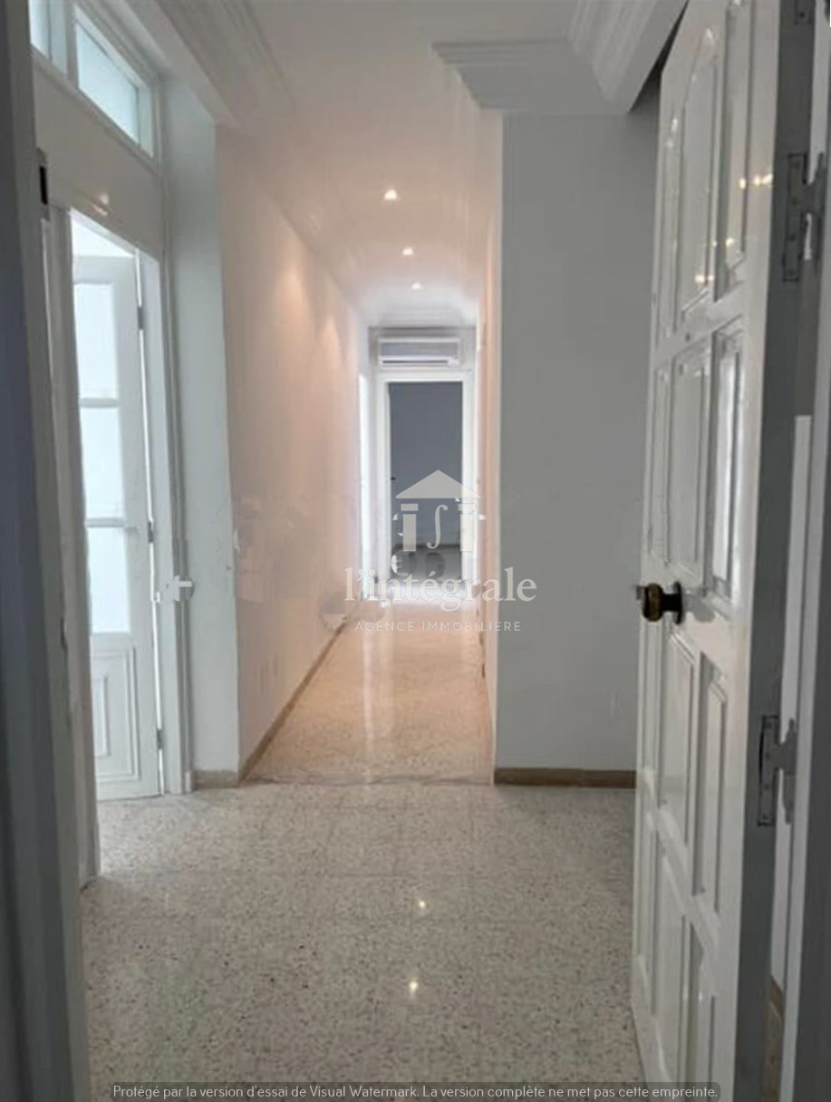 Ariana Ville Riadh Landlous Location Appart. 3 pices Spacieux s2 retap