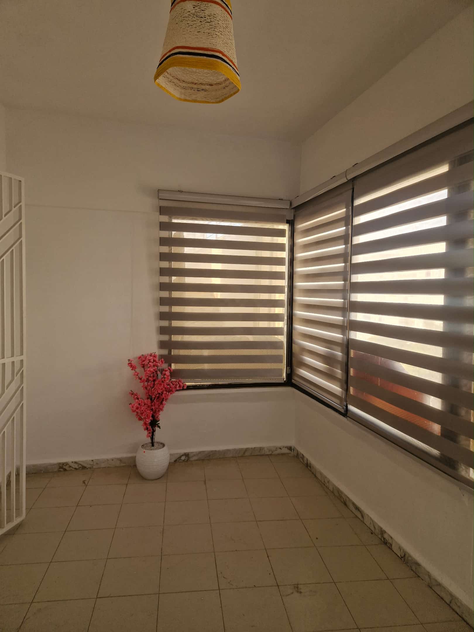 Ariana Ville Cite Ennasr 2 Location Appart. 3 pices S2 cot ren descartes