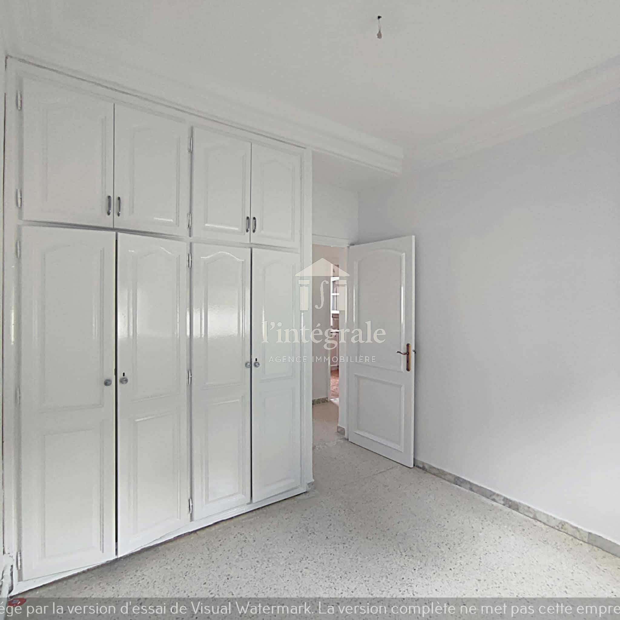 Ariana Ville Cite Ennasr 2 Location Appart. 3 pices S2 au rez de chausse