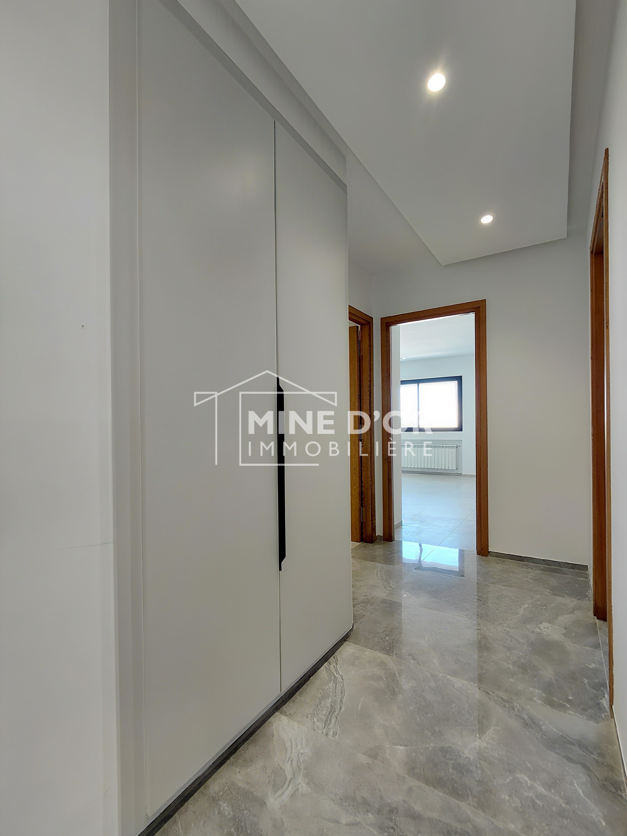 El Menzah El Menzah 9 Location Appart. 4 pices Al apprt s4 jamais habit a menzah 9