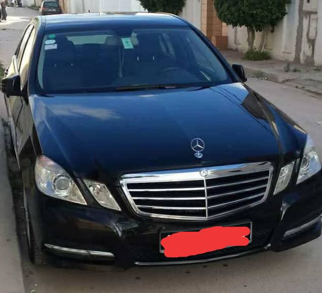 Ariana Ville El Menzah 5 Mercedes E Mercedes benz e200 diesel 2012