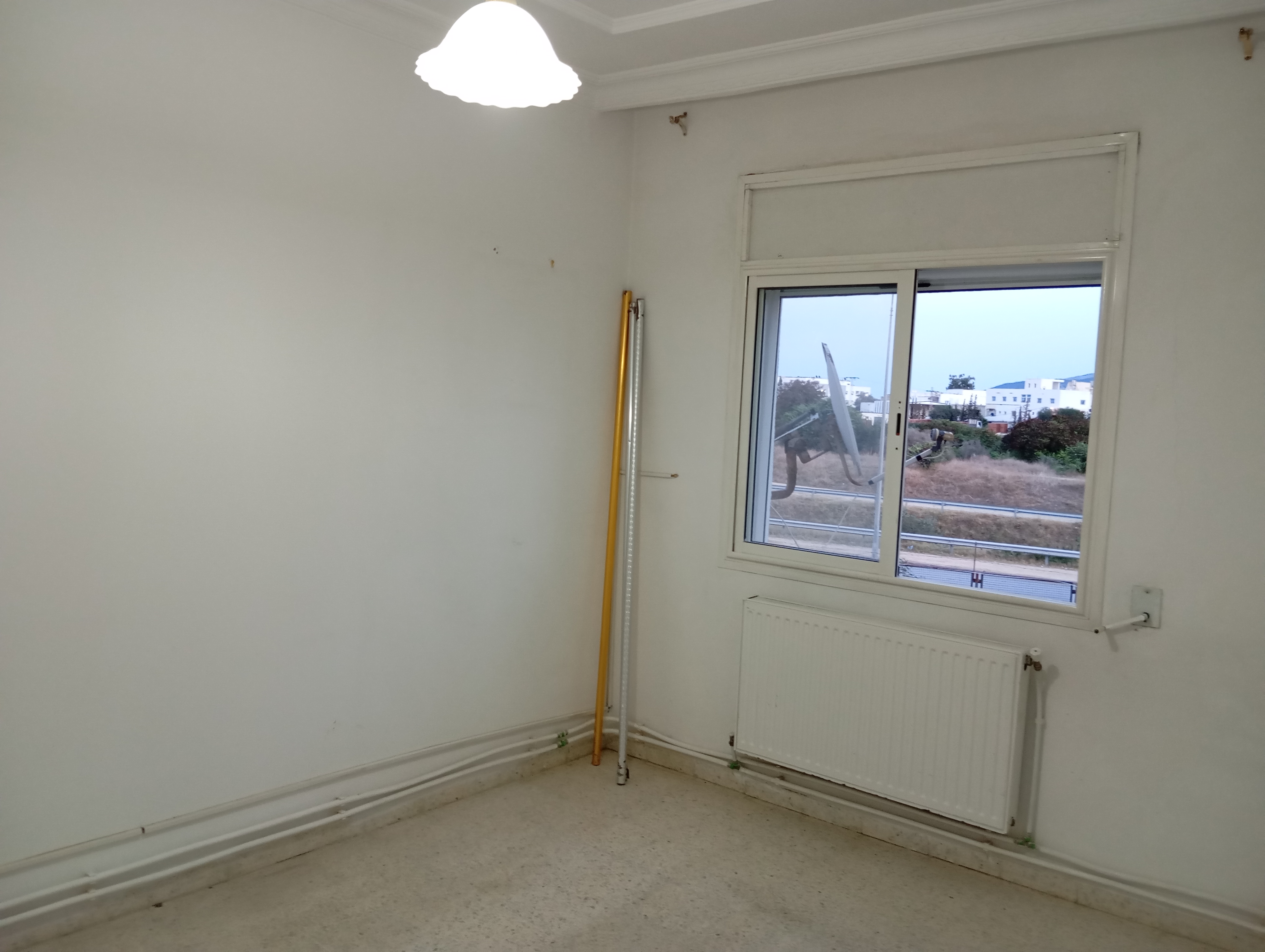 Rades&nbsp;Village Mediterranee&nbsp;Location&nbsp;Appart. 4 pi�ces&nbsp;Tr�s joli appartement