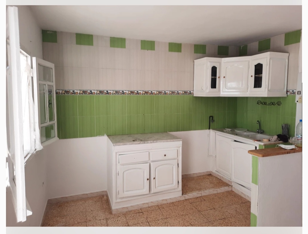 Ariana Ville&nbsp;Ariana&nbsp;Location&nbsp;Appart. 2 pi�ces&nbsp;S2 pr�s de l'h�pital abderhamen mami et matri