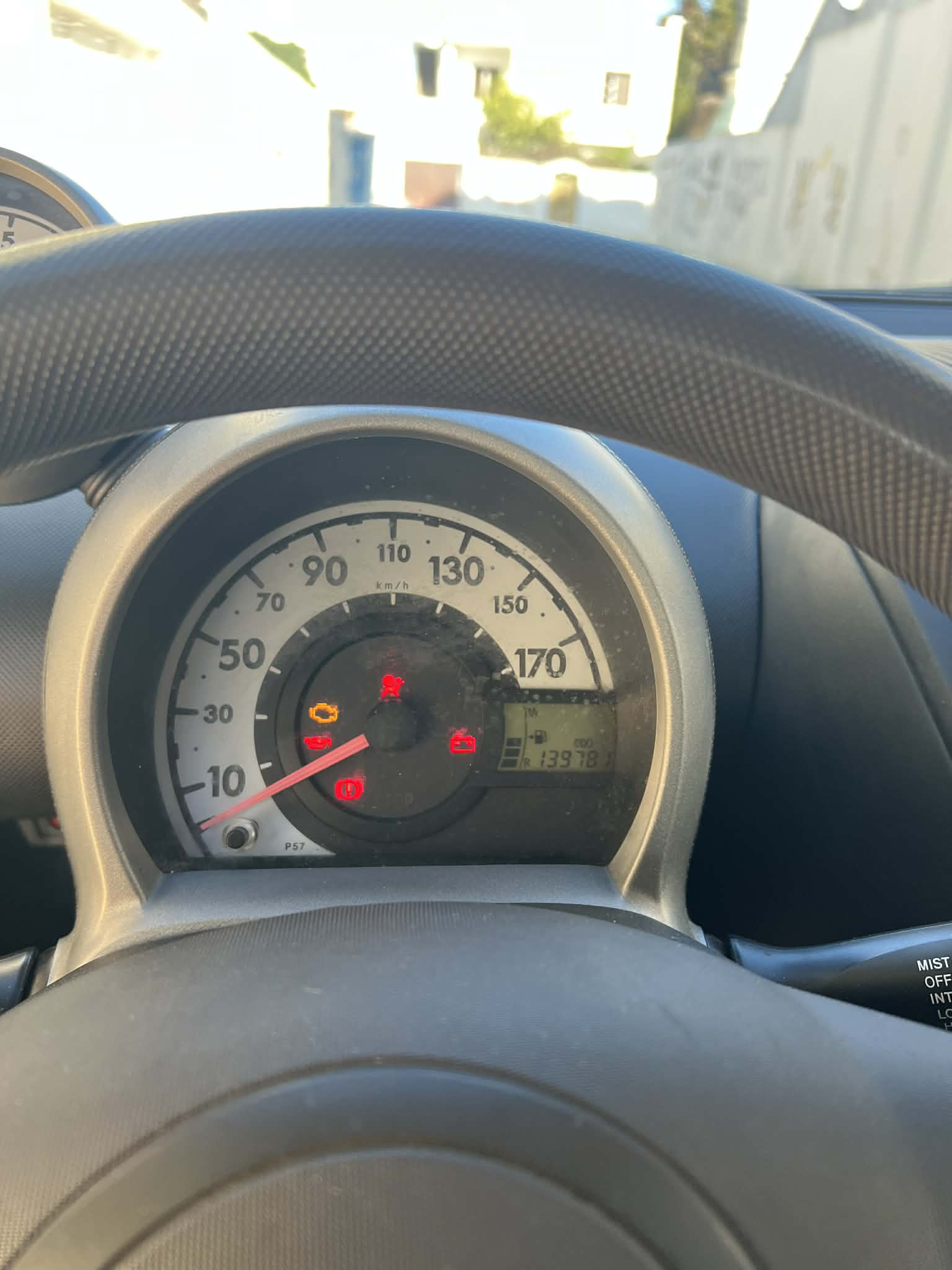 La Soukra&nbsp;Borj Louzir&nbsp;Citroen&nbsp;C1&nbsp;C1 cause d�part � l'�tranger