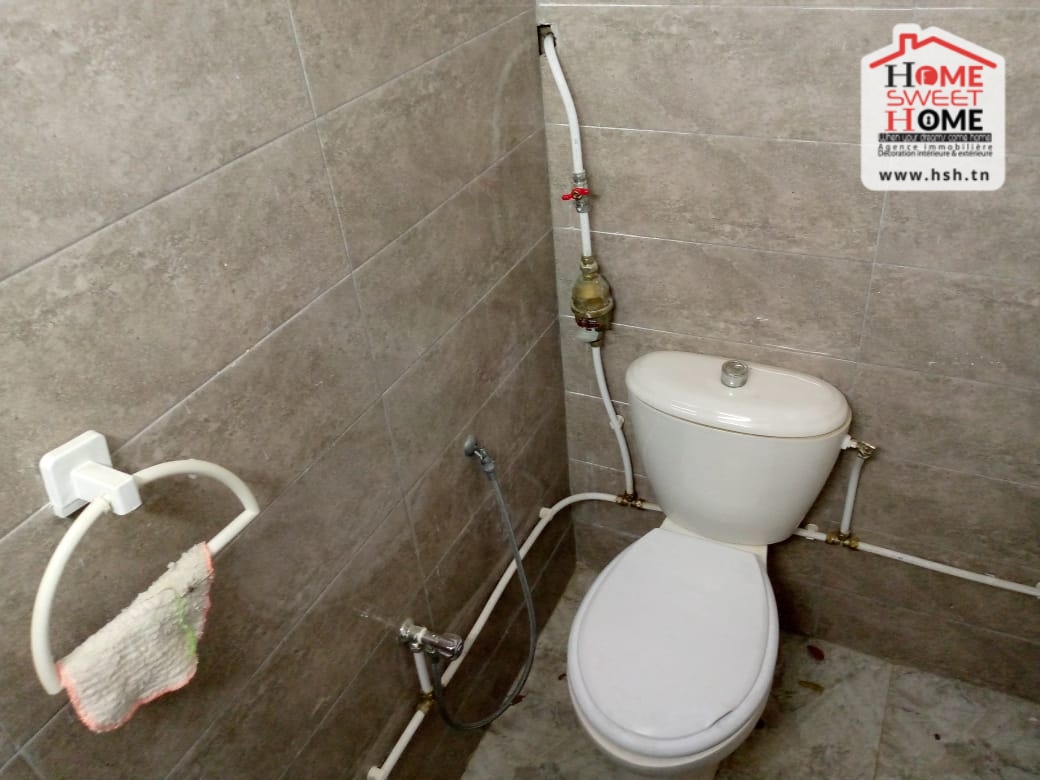 Sidi El Bechir Monfleury Bureaux & Commerces Atelier,Garage Local el bacha  montfleury