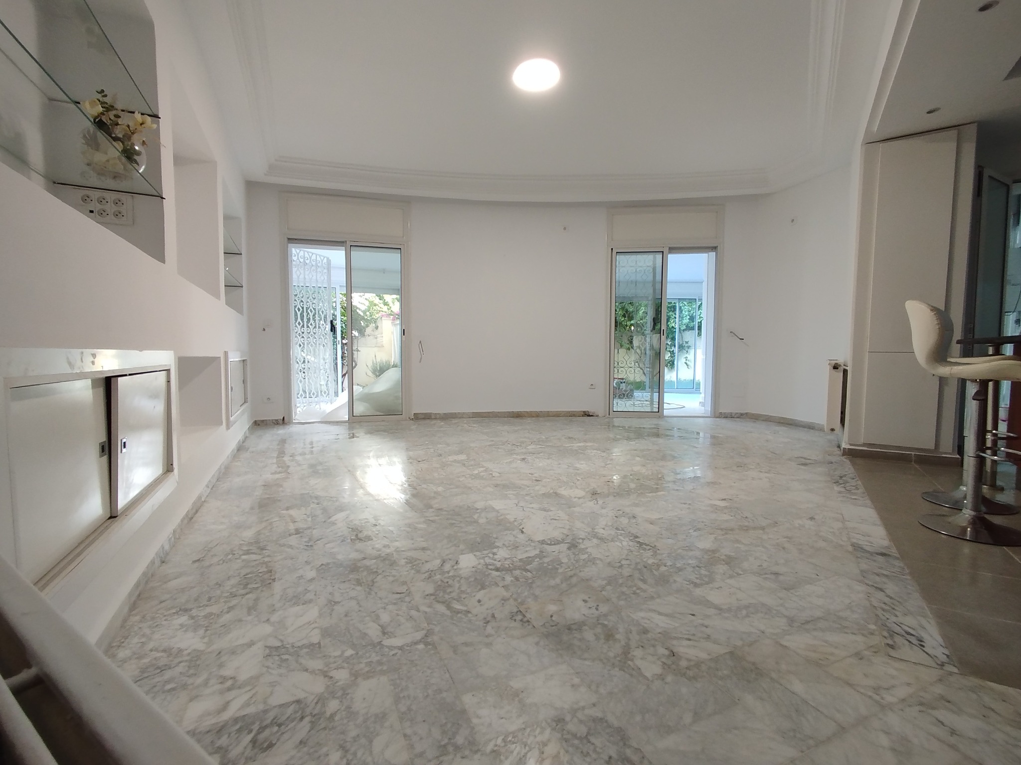 Ariana Ville El Menzah 7 Vente Appart. 3 pices Ravissant appartement s2 avec jardin  menzah7bis