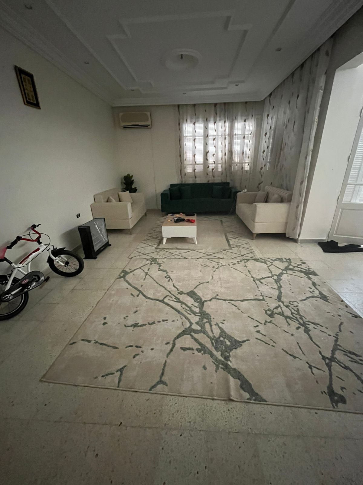 El Omrane Superieur&nbsp;El Omrane Superieur&nbsp;Location&nbsp;Appart. 5 pi�ces+&nbsp;Etage de villa