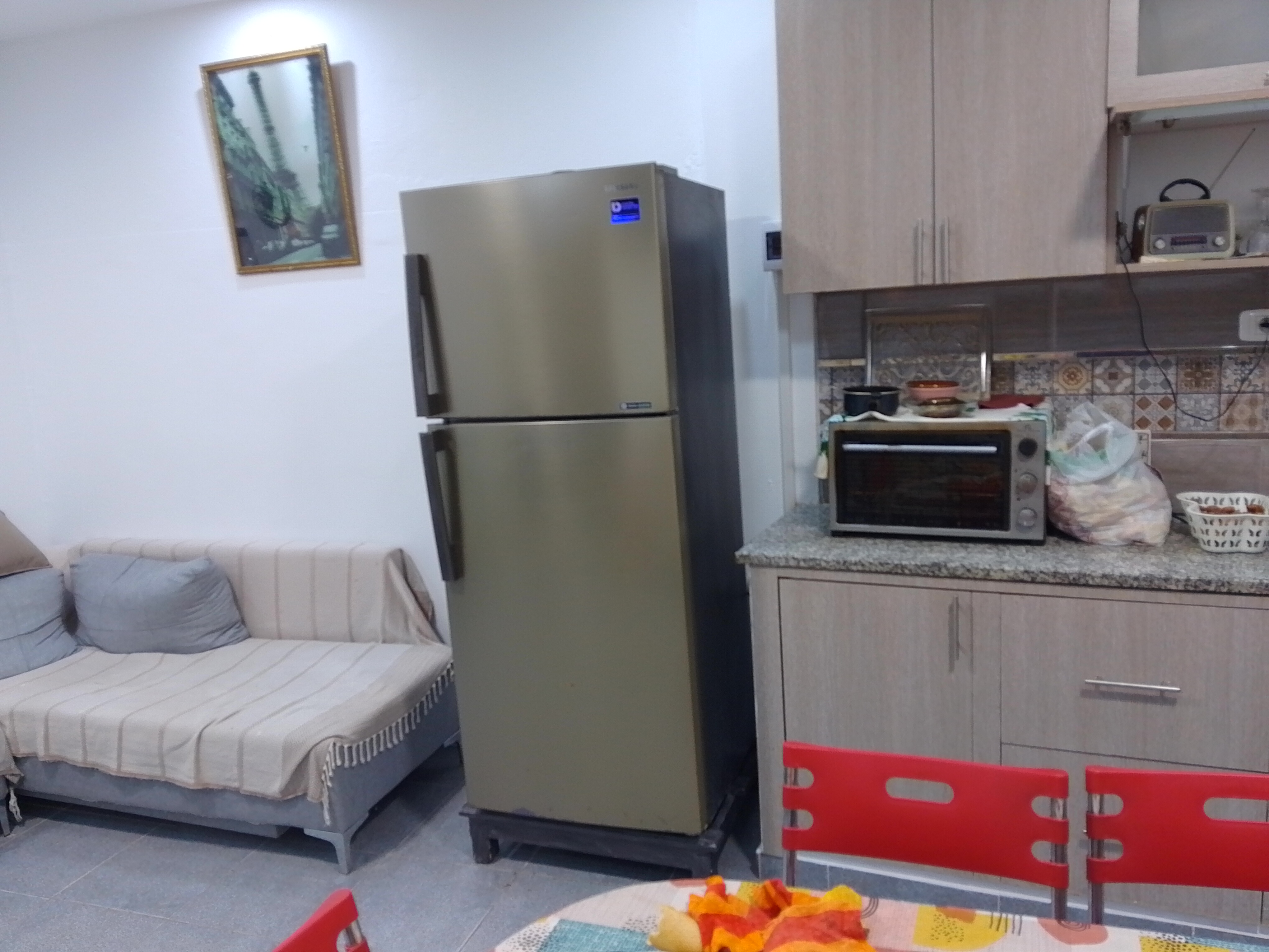 Soliman&nbsp;Soliman&nbsp;R�frig�rateur 2 portes&nbsp;Autre&nbsp;Refregirateur samsoug rc35 vapeur