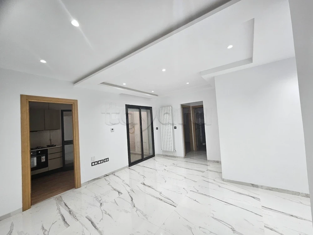 Ariana Ville&nbsp;Cite Du Jardin&nbsp;Location&nbsp;Appart. 1 pi�ce&nbsp;S1 a jardin el manzah 2