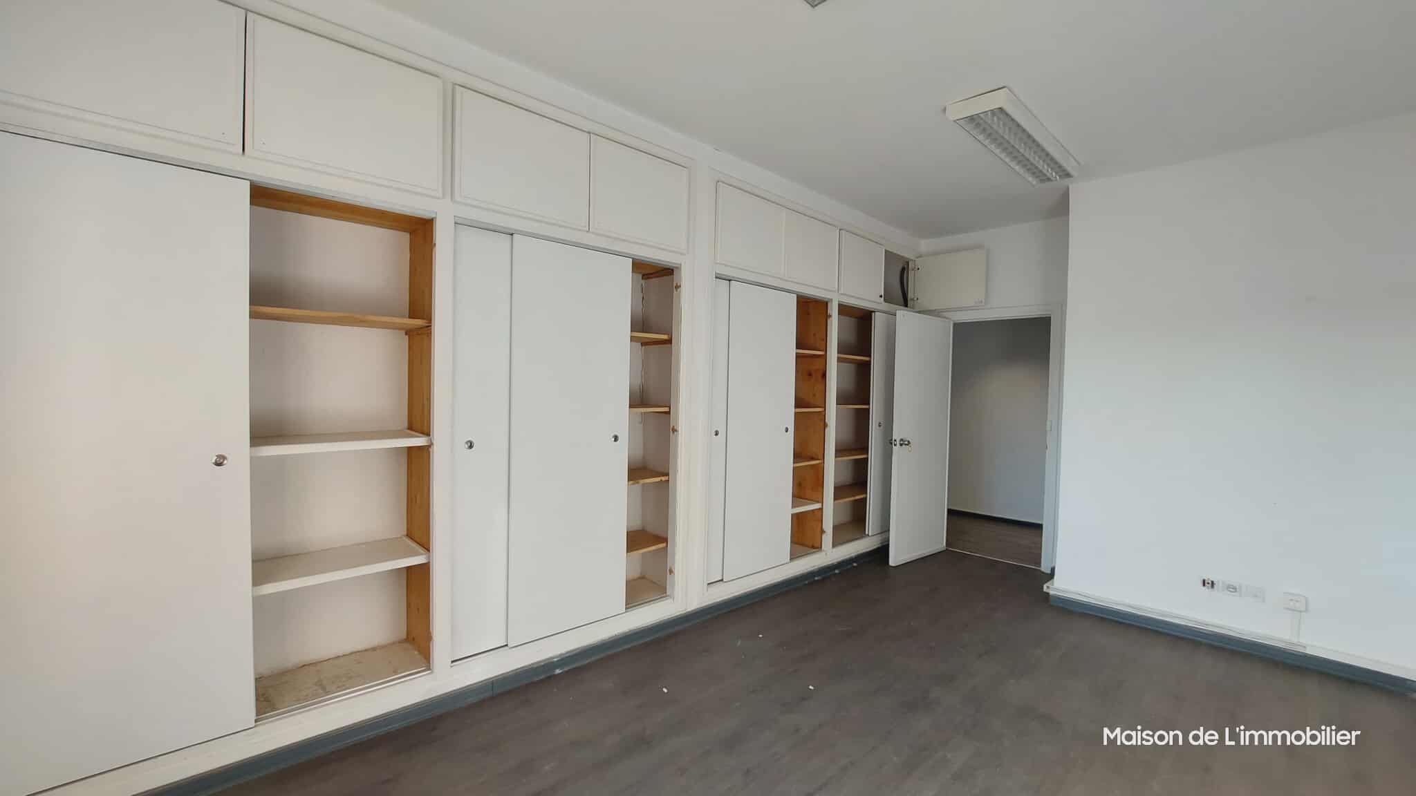 La Soukra Charguia 1 Location Surfaces Plateau bureaux 500 m charguia 1