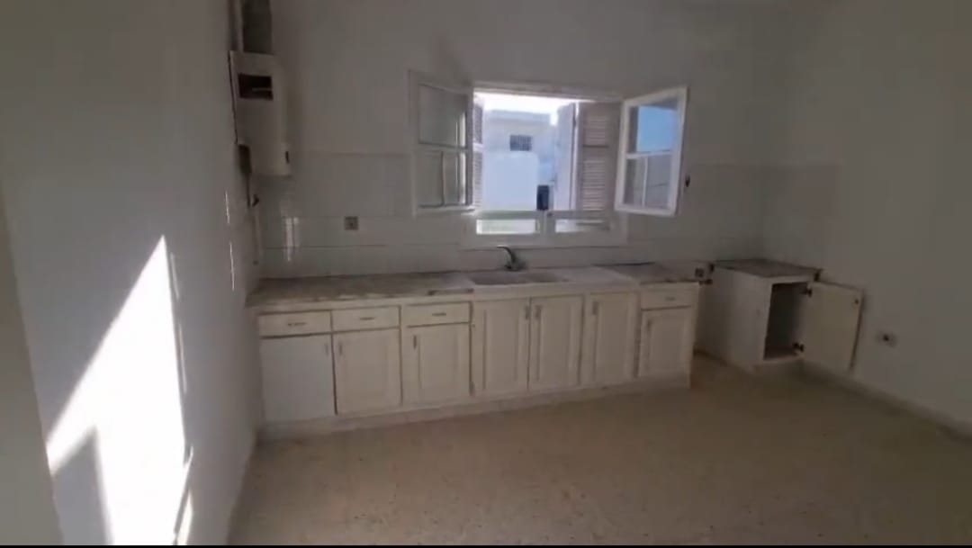 El Omrane Superieur Cite Ibn Khaldoun Vi Location Appart. 2 pices Appartement s2 a cit iben khaldoun