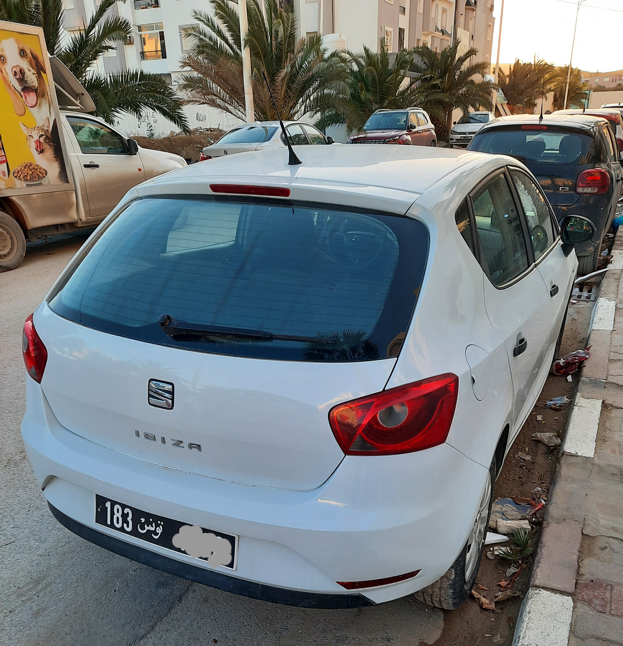 Raoued&nbsp;Ariana Essoughra&nbsp;Seat&nbsp;Ibiza&nbsp;Seat ibiza 5cv