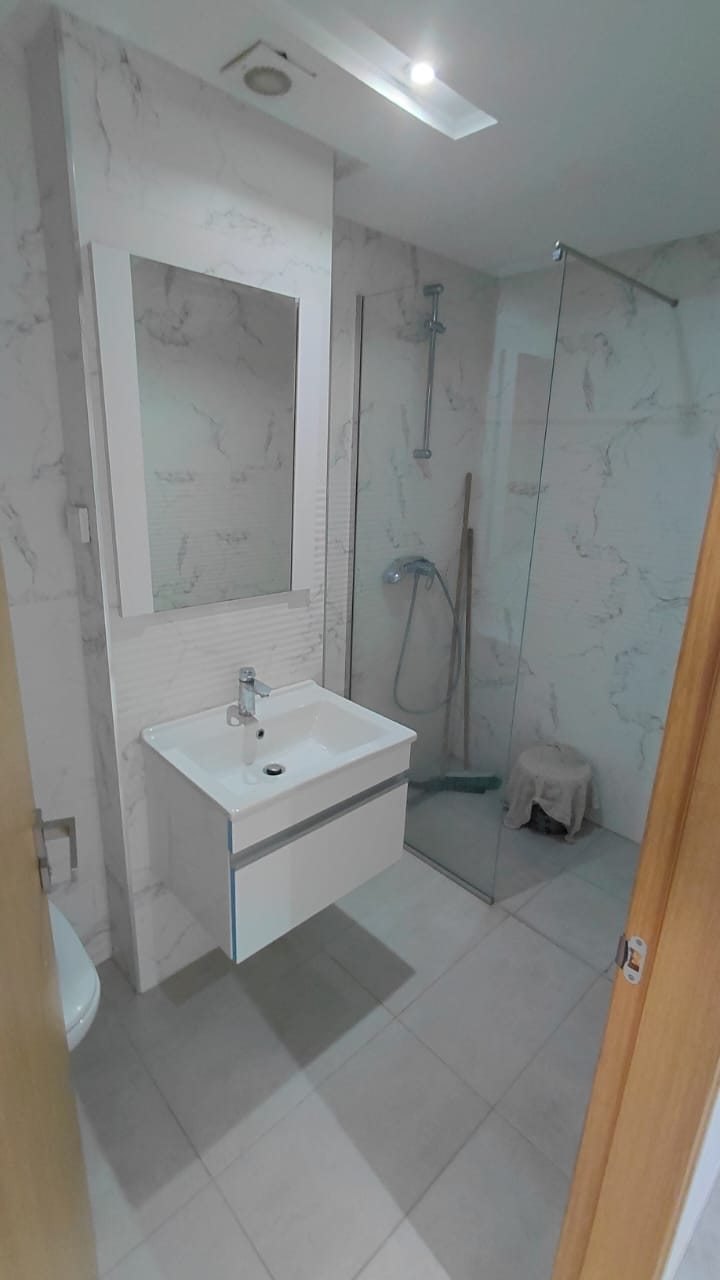 Ariana Ville&nbsp;Cite Ennasr 2&nbsp;Location&nbsp;Appart. 2 pi�ces&nbsp;S plus 1 hst a ennasr 2 wb4388