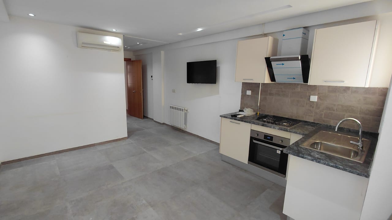 Ariana Ville&nbsp;Cite Ennasr 2&nbsp;Location&nbsp;Appart. 2 pi�ces&nbsp;S plus 1 hst a ennasr 2 wb4388