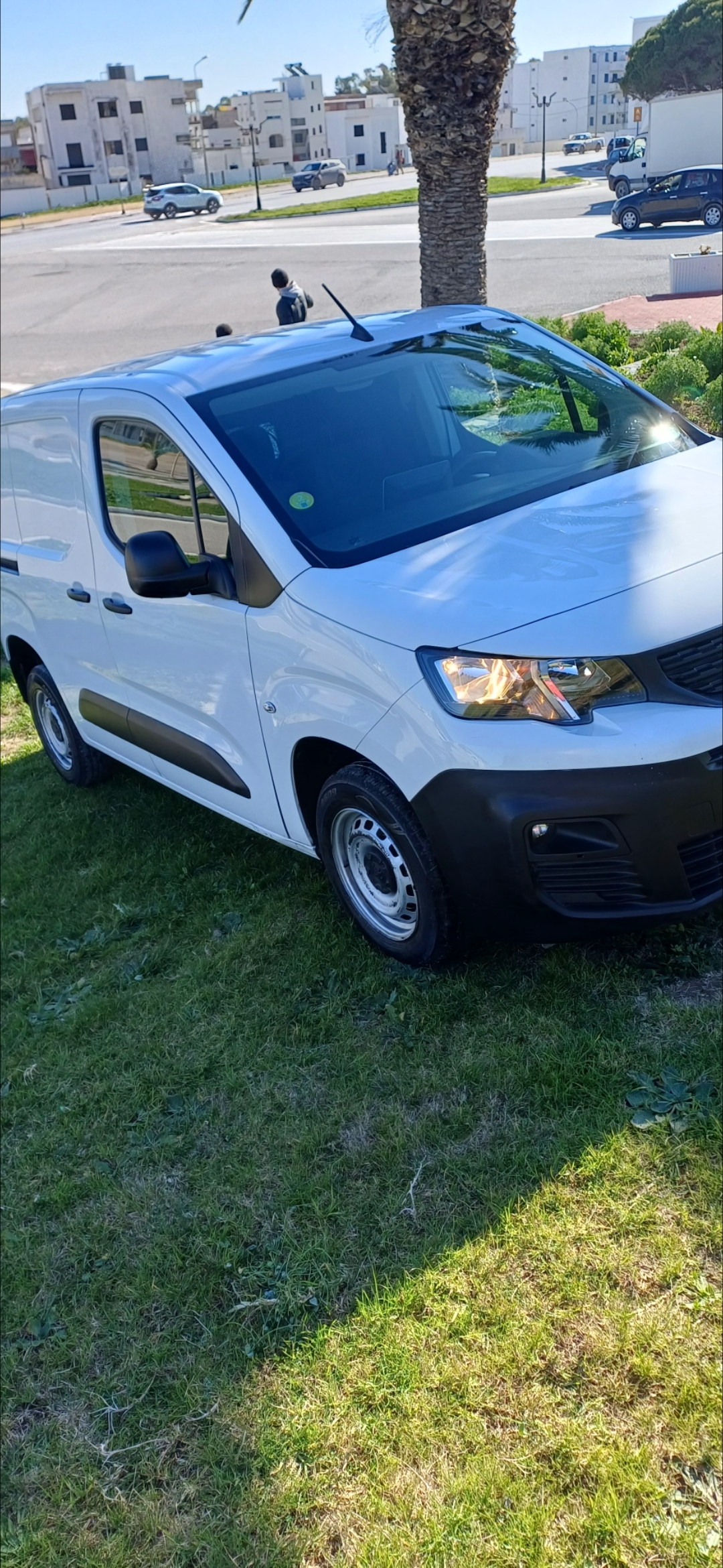 El Alia&nbsp;Cite Independance&nbsp;Peugeot&nbsp;Partner&nbsp;Peugeot partner k9