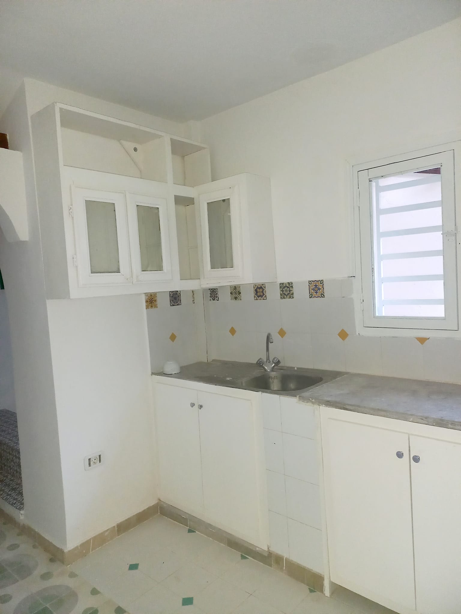 La Marsa&nbsp;Cite El Hana&nbsp;Location&nbsp;Appart. 1 pi�ce&nbsp;Studio meubl�