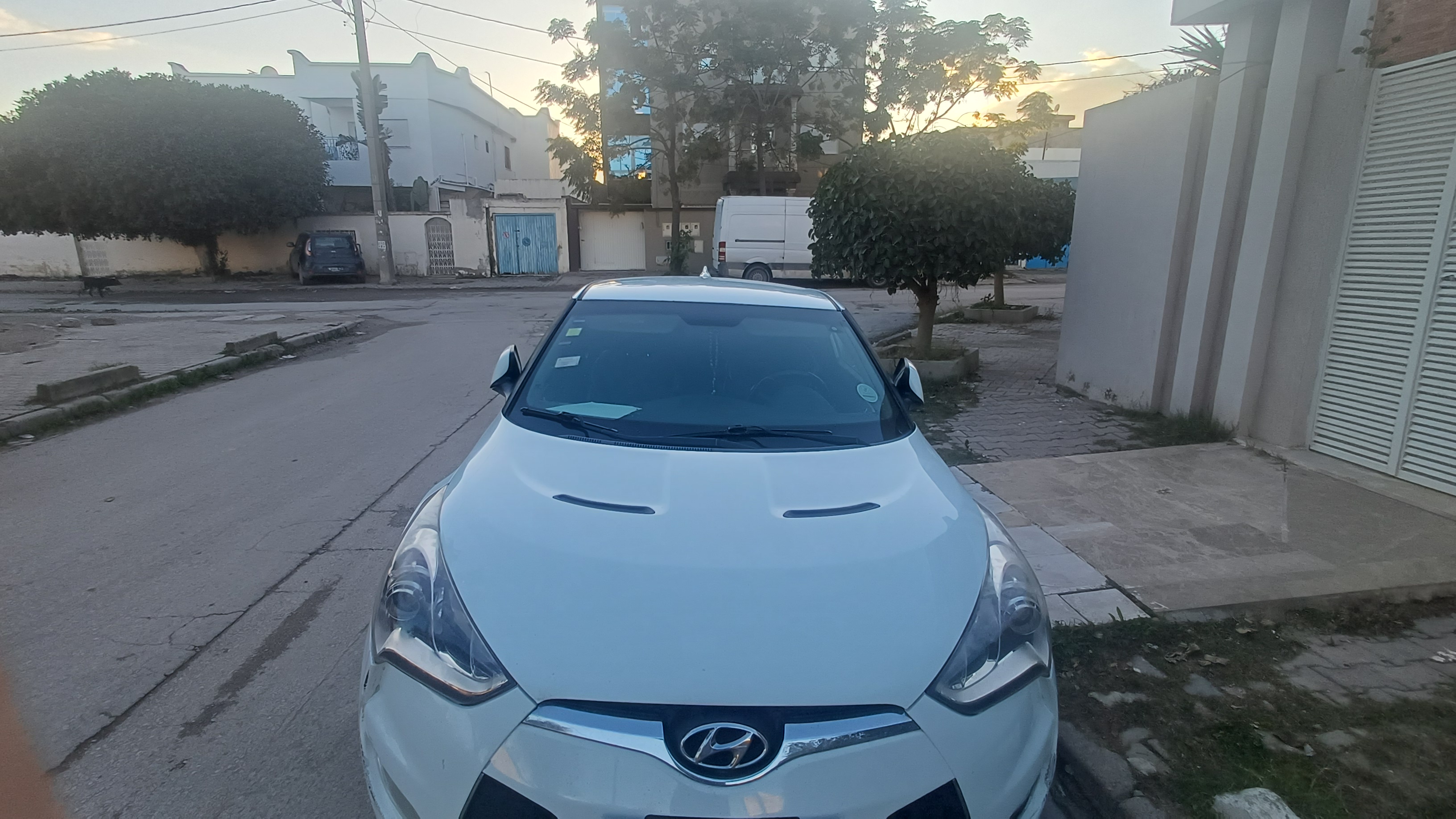 Rades&nbsp;Cite Mohamed Ali&nbsp;Hyundai&nbsp;Autre Mod�le&nbsp;Une belle veloster