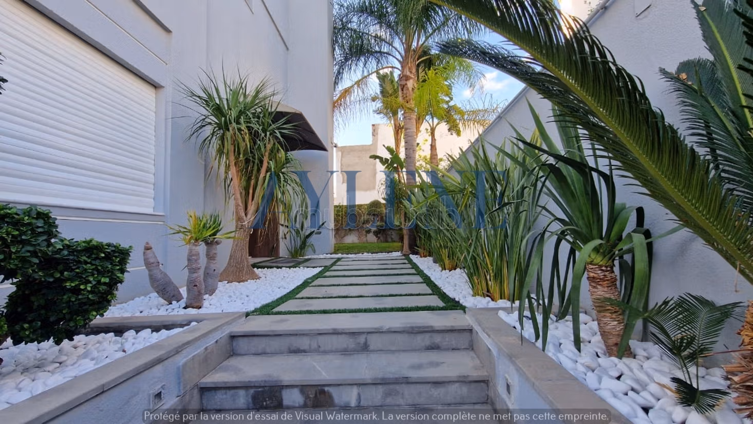 La Marsa&nbsp;Berge Du Lac&nbsp;Location&nbsp;Maisons&nbsp;Une magnifique villa s3 meubl� avec jardin