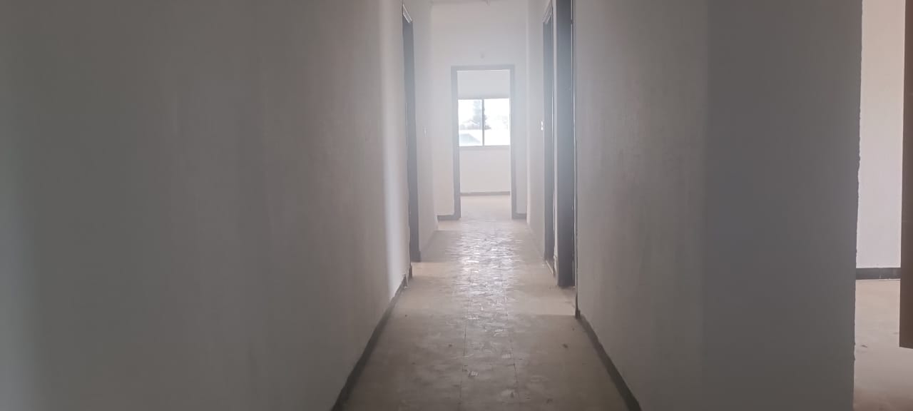 El Menzah&nbsp;El Manar 2&nbsp;Bureaux & Commerces&nbsp;Bureau&nbsp;Bureau h6 moyen standing au manar 3