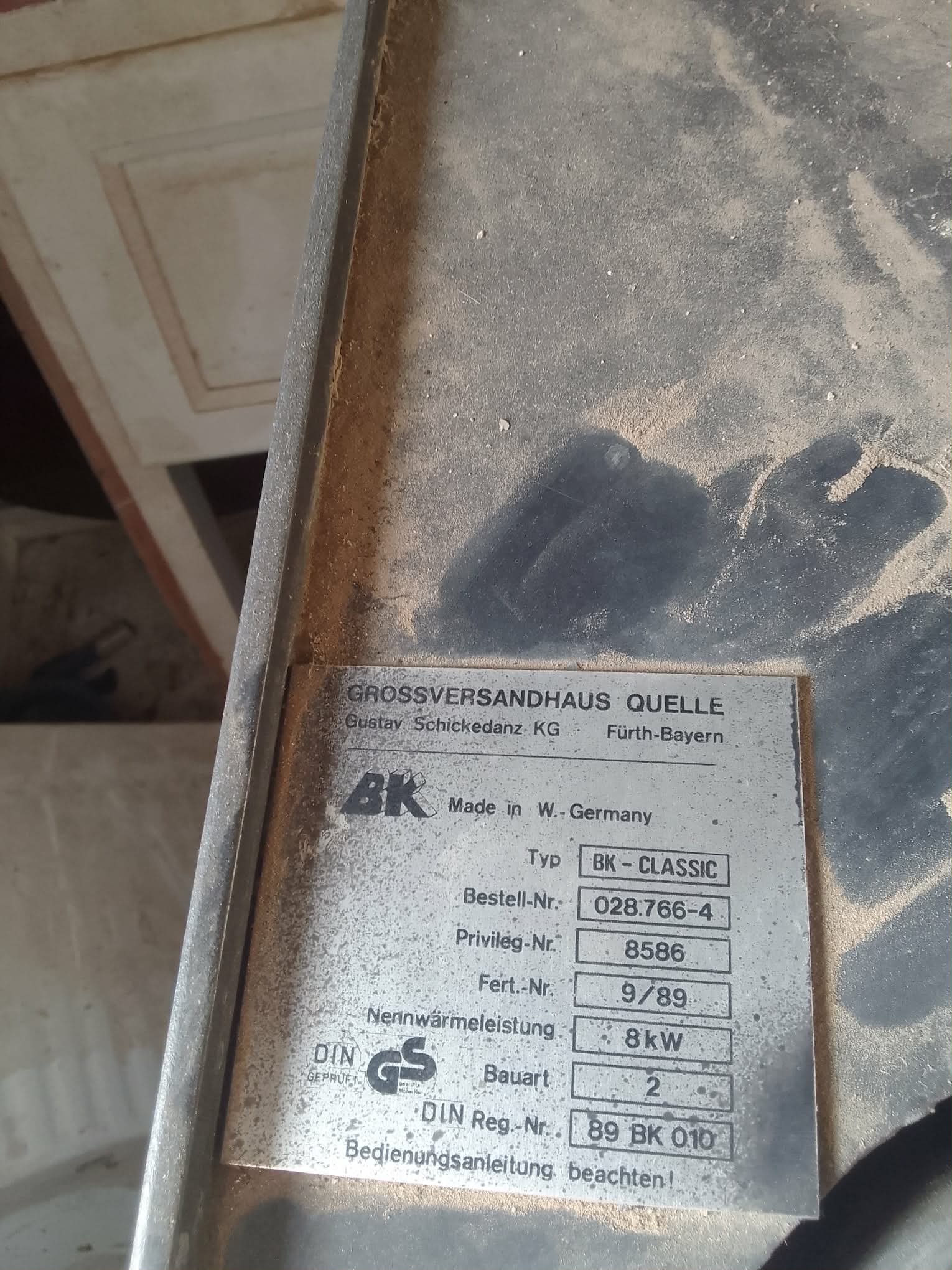 Le Bardo&nbsp;Le Bardo&nbsp;Chauffage&nbsp;Autre&nbsp;Superbe chemin�e � bois en vraie fonte