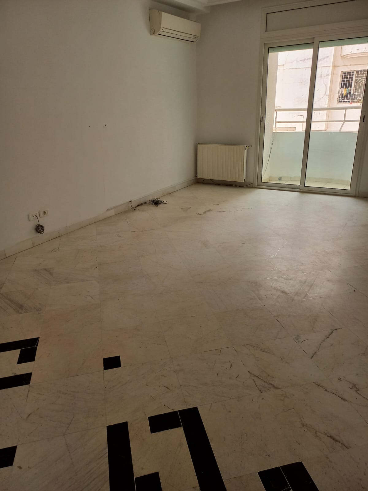 Ariana Ville&nbsp;Cite Ennasr 2&nbsp;Location&nbsp;Appart. 3 pi�ces&nbsp;Un appartement  s 2 cit� nasr 2