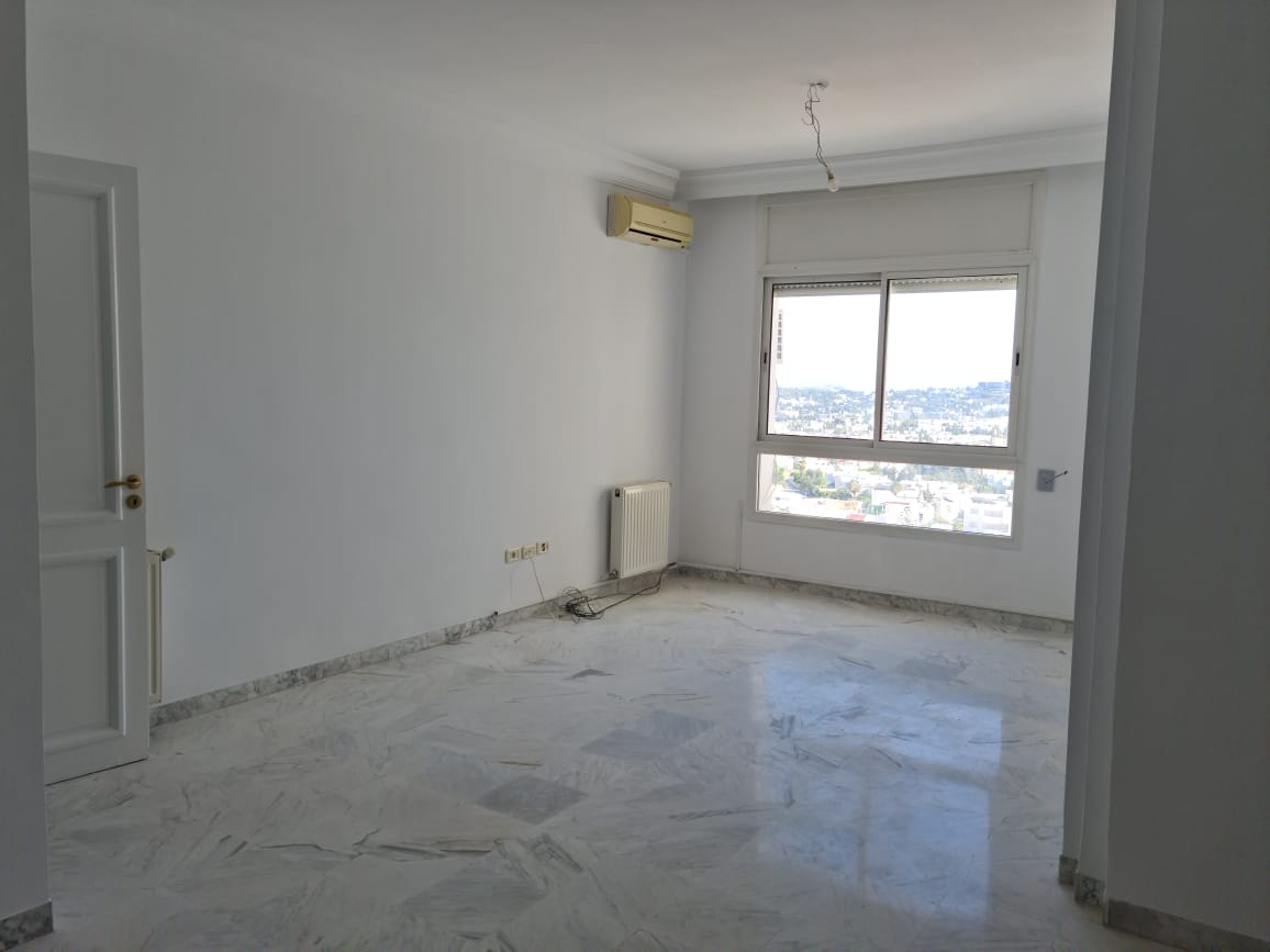 Ariana Ville&nbsp;Cite Ennasr 2&nbsp;Location&nbsp;Appart. 4 pi�ces&nbsp;Appartement s 3 cit� nasr