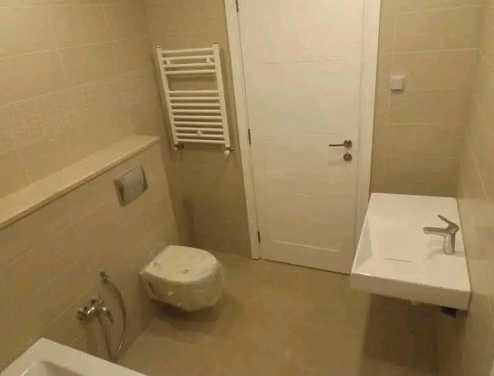 Mnihla&nbsp;Jardins d'el Menzah&nbsp;Location&nbsp;Appart. 4 pi�ces&nbsp;�tage de villa s 3 jardin d'el menzah