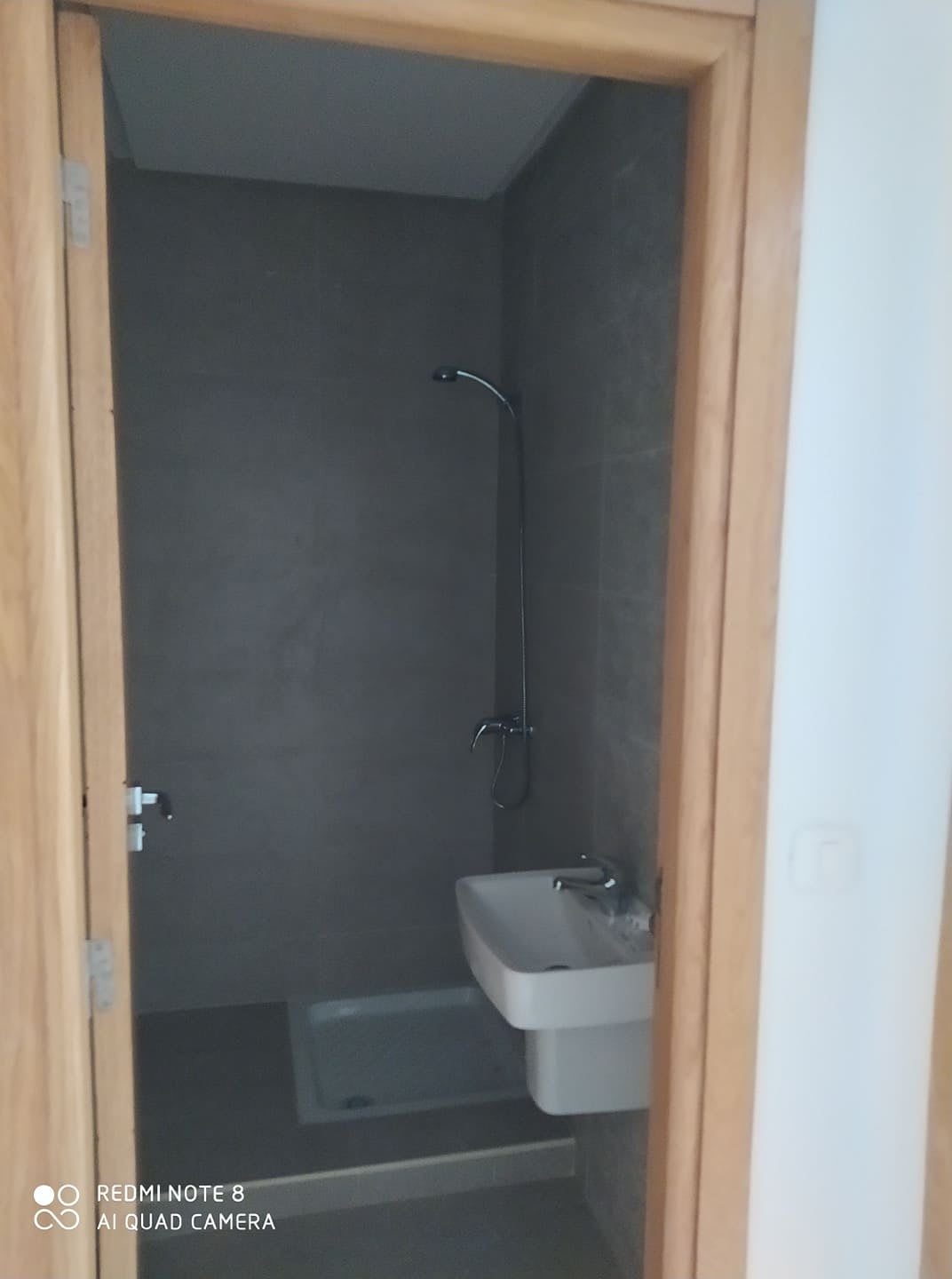 La Marsa&nbsp;El Aouina&nbsp;Location&nbsp;Appart. 2 pi�ces&nbsp;Un appart s 1 cit� wahat