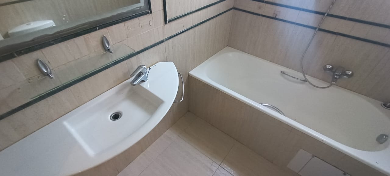 El Menzah&nbsp;Mutuelle Ville&nbsp;Vente&nbsp;Appart. 4 pi�ces&nbsp;Appartement s3 spacieux au nord hilton