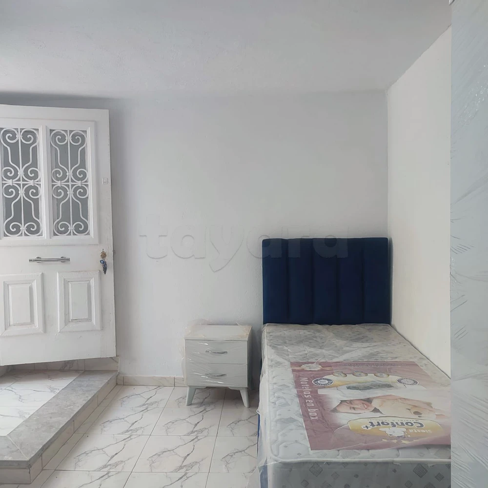 Ariana Ville&nbsp;El Menzah 5&nbsp;Location&nbsp;Appart. 1 pi�ce&nbsp;Coquette uv4 menzah 5