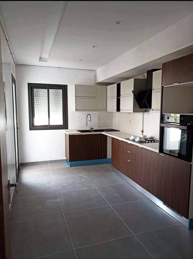 Ain Zaghouan&nbsp;Jardins de Carthage&nbsp;Location&nbsp;Appart. 5 pi�ces+&nbsp;Appt s4 de 155m2 aux jardins de carthage