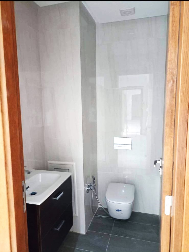 Ain Zaghouan&nbsp;Jardins de Carthage&nbsp;Location&nbsp;Appart. 5 pi�ces+&nbsp;Appt s4 de 155m2 aux jardins de carthage