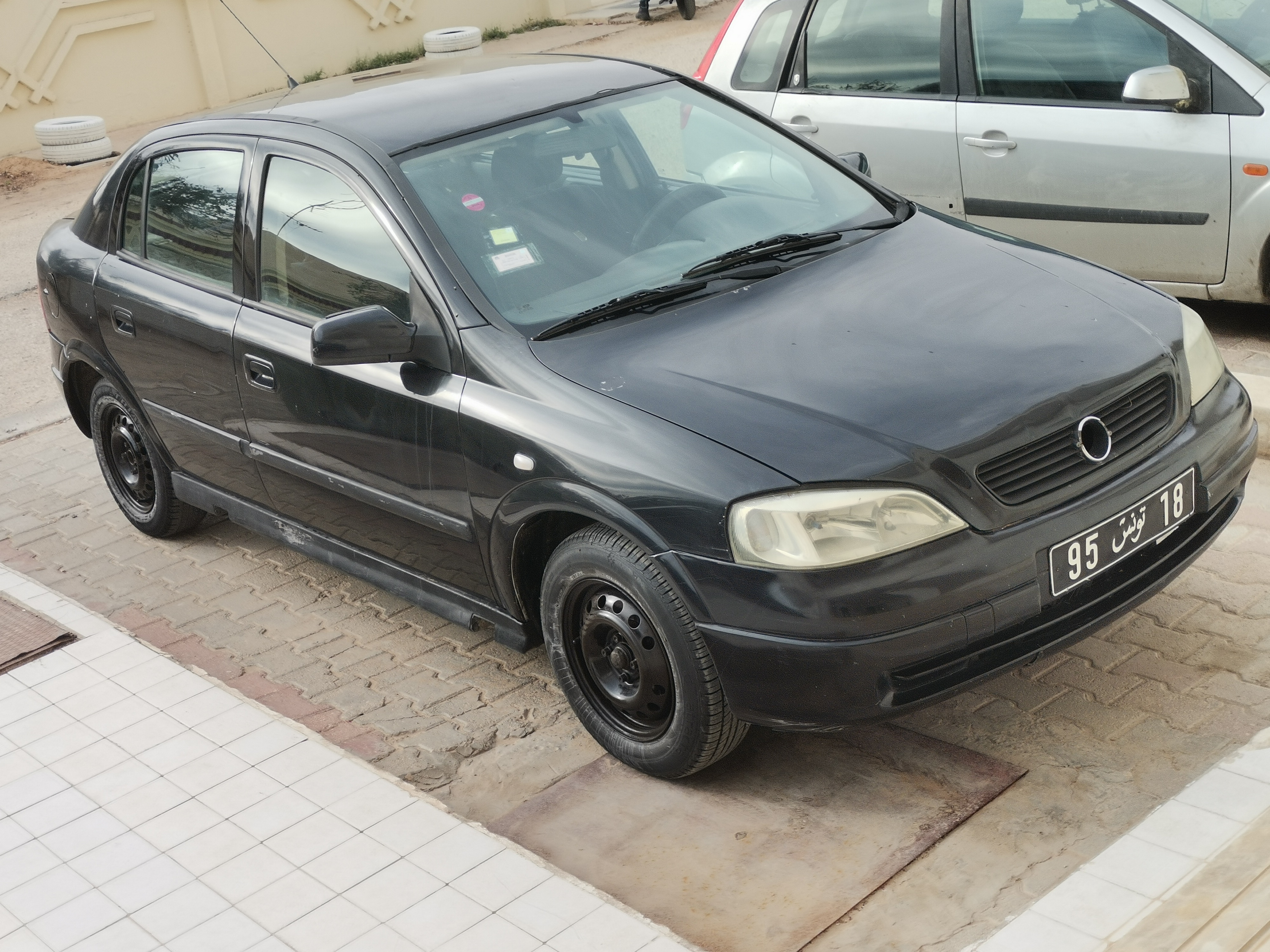 Sfax Ville&nbsp;Sfax&nbsp;Opel&nbsp;Astra&nbsp;Opel astra g en bon �tat g�n�ral