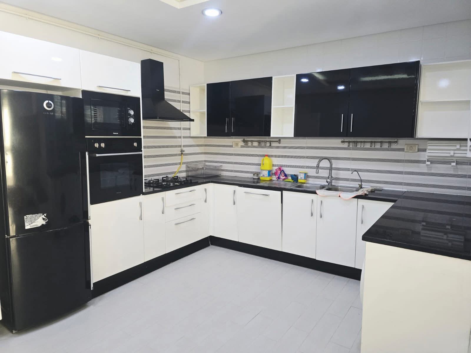 Akouda&nbsp;Chatt Meriem&nbsp;Vente&nbsp;Appart. 3 pi�ces&nbsp;Penthouse d'exception avec vue imprenable sur mer