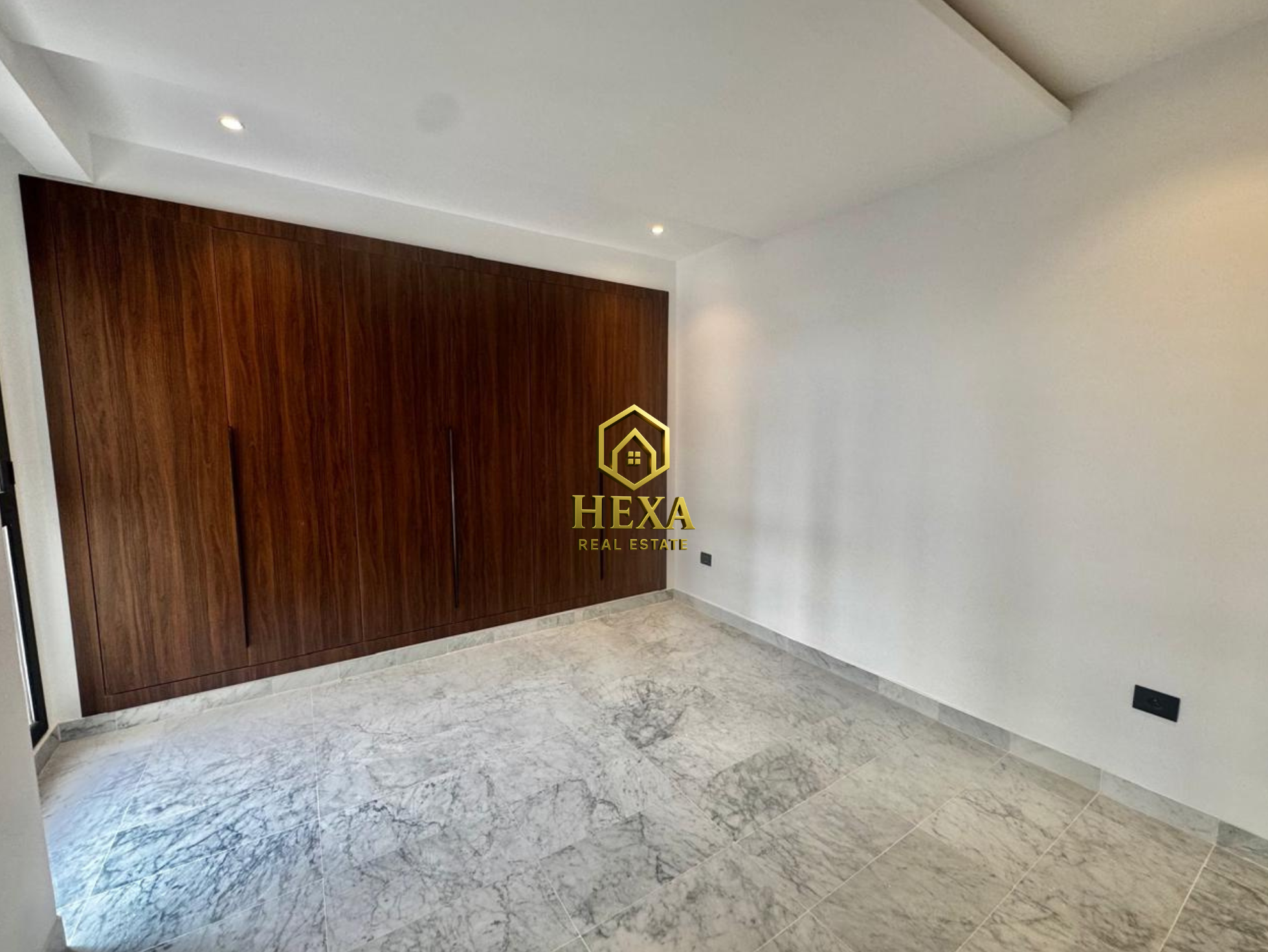 Ain Zaghouan&nbsp;Jardins de Carthage&nbsp;Location&nbsp;Appart. 3 pi�ces&nbsp;S2 neuf aux jardins de carthage