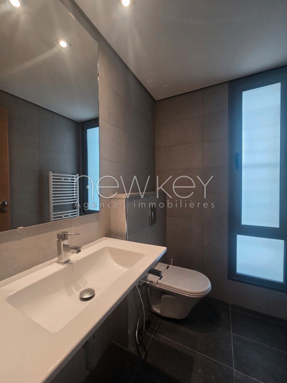 La Marsa&nbsp;Marsa Safsaf&nbsp;Location&nbsp;Appart. 4 pi�ces&nbsp;S3 avec vue sur mer � la marsa