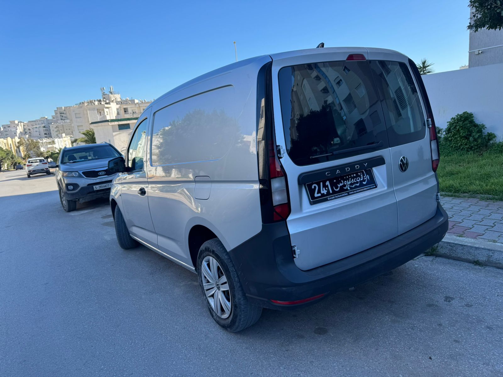 Ariana Ville&nbsp;Cite Ennasr 2&nbsp;Volkswagen&nbsp;Caddy&nbsp;Volkswagen caddy 2l tdi 110cv