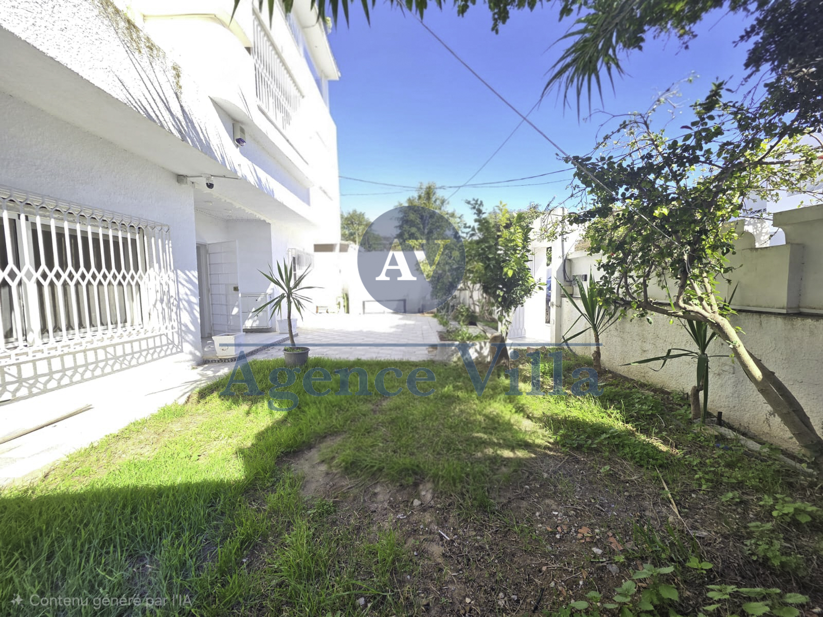 La Marsa&nbsp;Marsa Ennassim&nbsp;Location&nbsp;Appart. 5 pi�ces+&nbsp;Villa s5 � la marsa