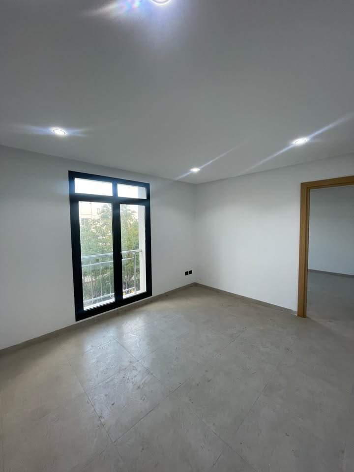 Cite El Khadra&nbsp;Cite Jardins&nbsp;Location&nbsp;Appart. 2 pi�ces&nbsp;Bureau neuf sur av alain savary