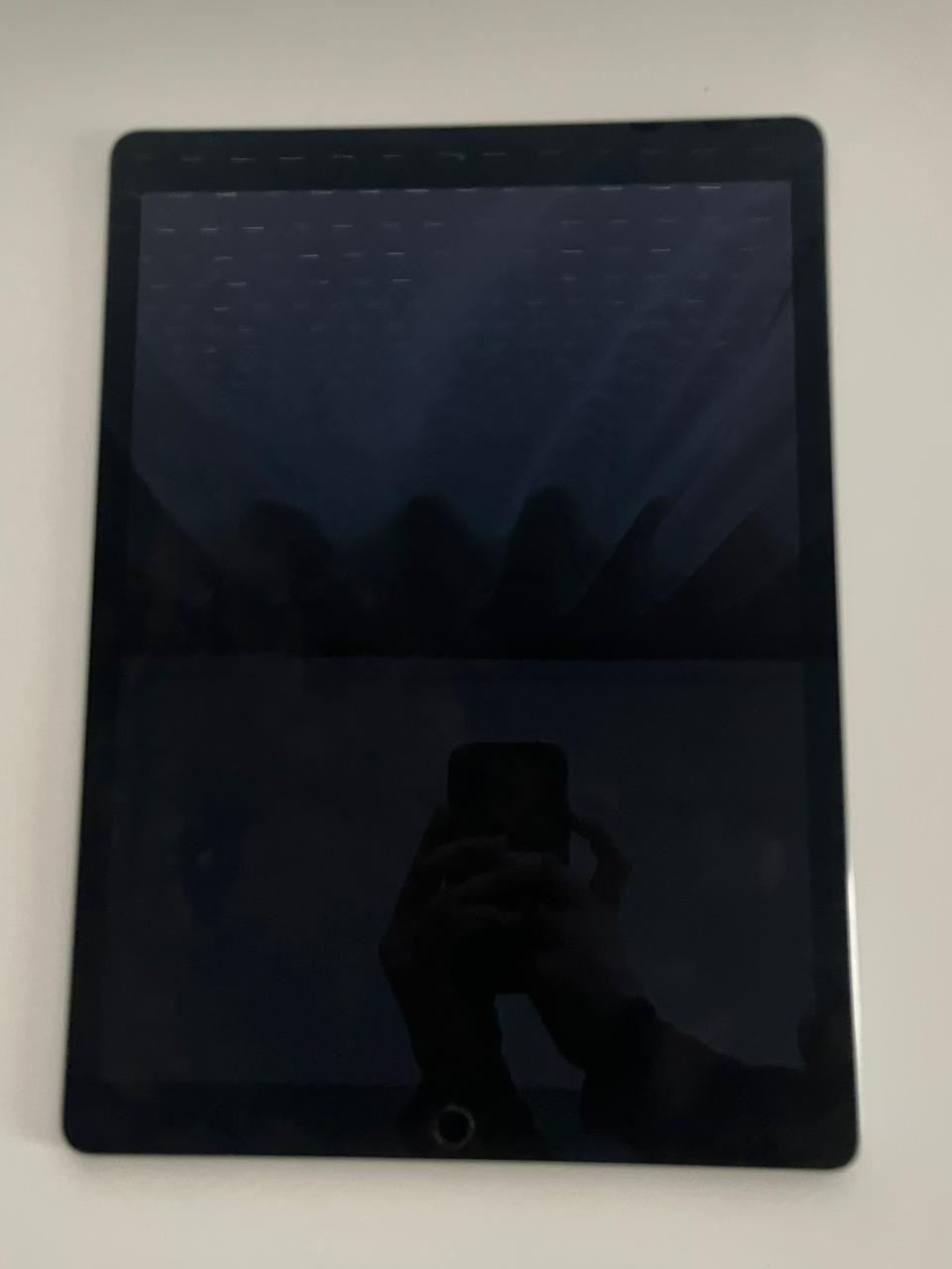 Ariana Ville&nbsp;Cite Ennasr 2&nbsp;Apple/iPad&nbsp;Autre&nbsp;Ipad pro 12 pouces