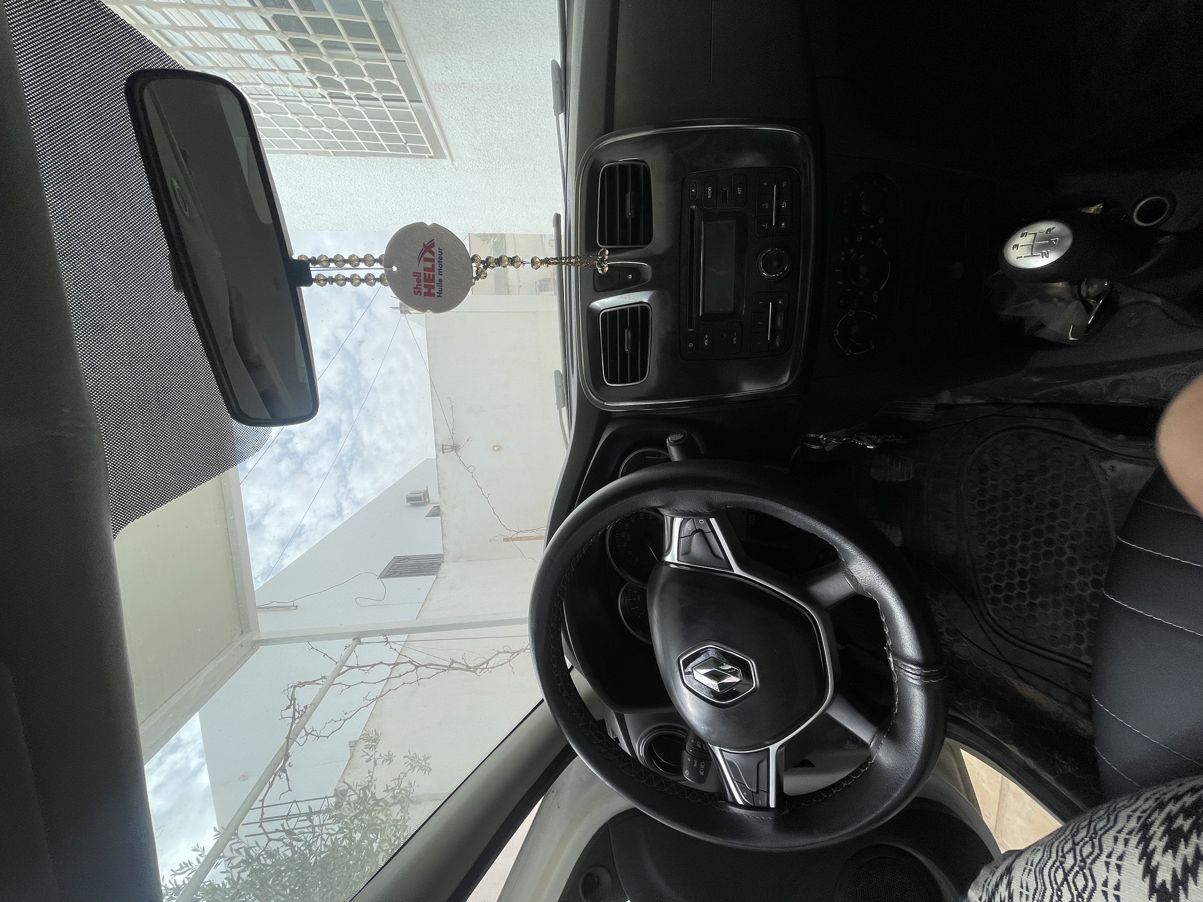 El Metouia&nbsp;Cite El Maya&nbsp;Renault&nbsp;Symbol&nbsp;Renault symbol phase 2