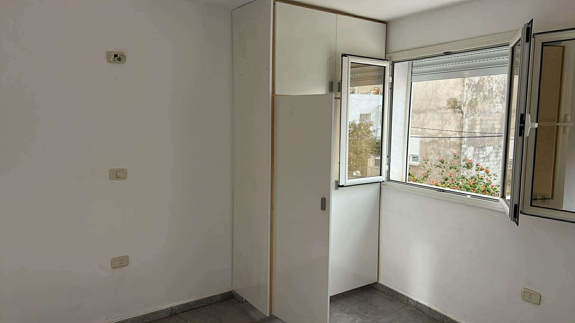 Ain Zaghouan&nbsp;Ain Zaghouan&nbsp;Location&nbsp;Appart. 1 pi�ce&nbsp;Studio jamais habit�