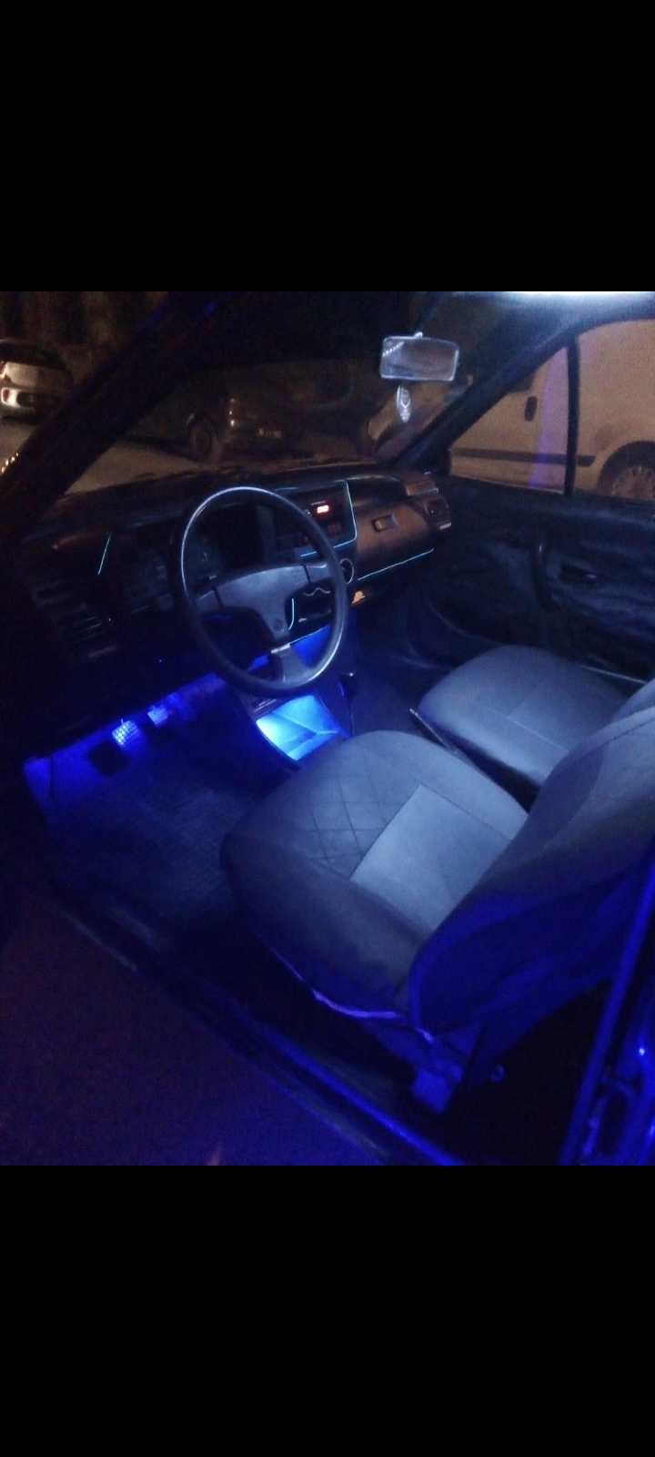 Bab Souika&nbsp;Bab El Khadra&nbsp;Volkswagen&nbsp;Fox&nbsp;Polo fox 2 sans carte grise