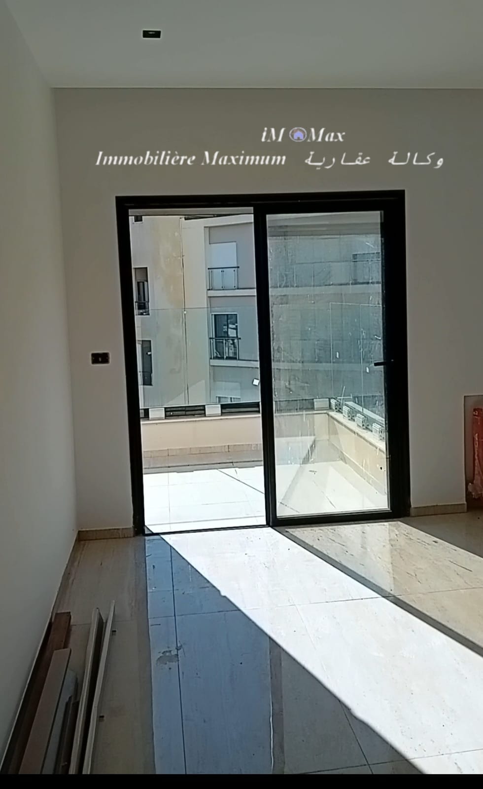 Ariana Ville&nbsp;Cite El Intissar 2&nbsp;Vente&nbsp;Appart. 4 pi�ces&nbsp;Un grand s3 avec 3 terrasses